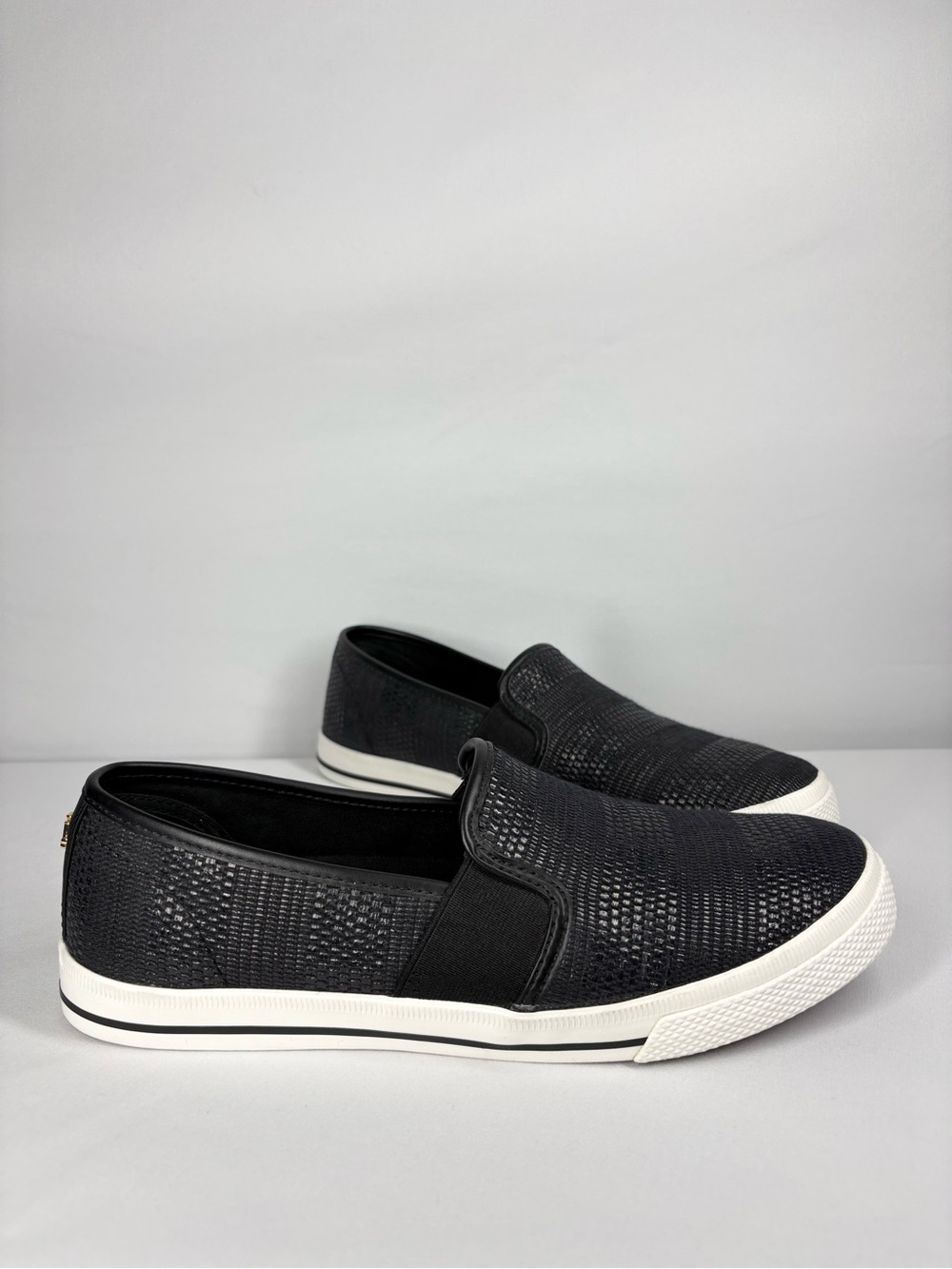 Ralph Lauren Jinny Slip-On Sneakers in Black Woven Fabric & White. Size 8.5